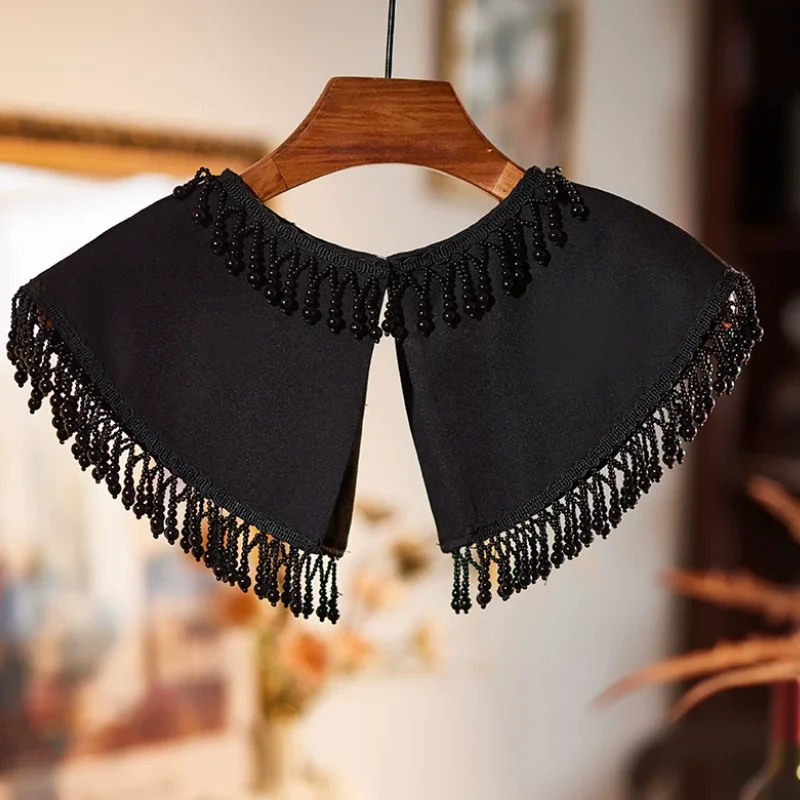 Retro Black Lace Hepburn Style Shawl
Retro Black Lace Hepburn Style Shawl