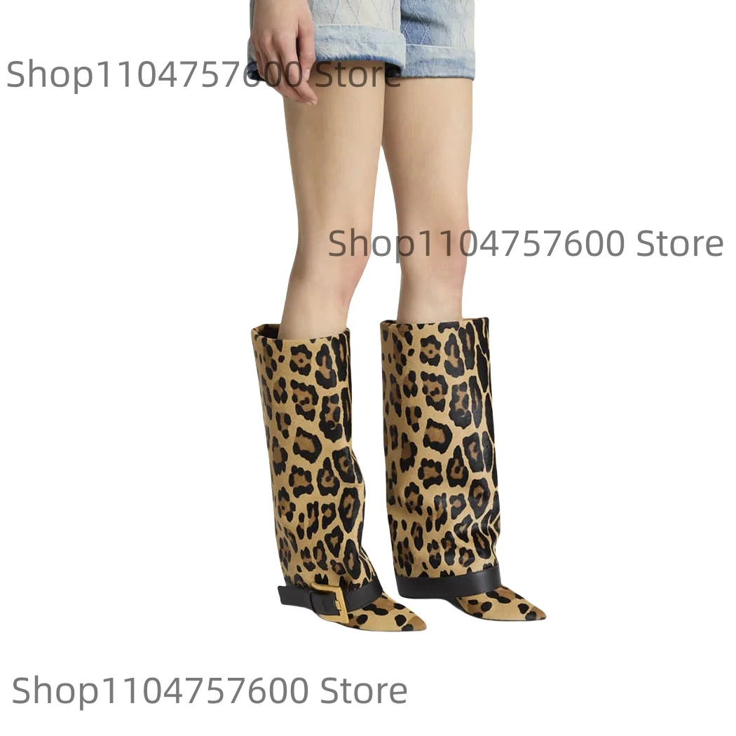 Женские сапоги до колена с леопардовым принтом и золотой пряжкой, острый носок, роскошные вечерние туфли, женские сапоги большого размера в стиле ретро
Женские сапоги до колена с леопардовым принтом и золотой пряжкой, острый носок, роскошные вечерние туфли, женские сапоги большого размера в стиле ретро