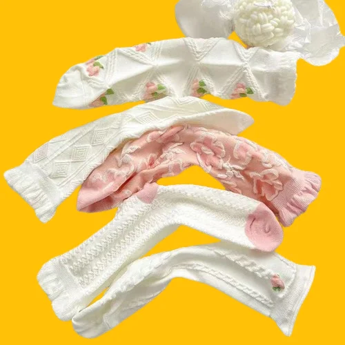 5 Pairs Pink and White Lace JK Socks Women's Mid-Tube Pink Mist Color Girls Socks Spring and Summer Thin Style
5 Pairs Pink and White Lace JK Socks Women's Mid-Tube Pink Mist Color Girls Socks Spring and Summer Thin Style