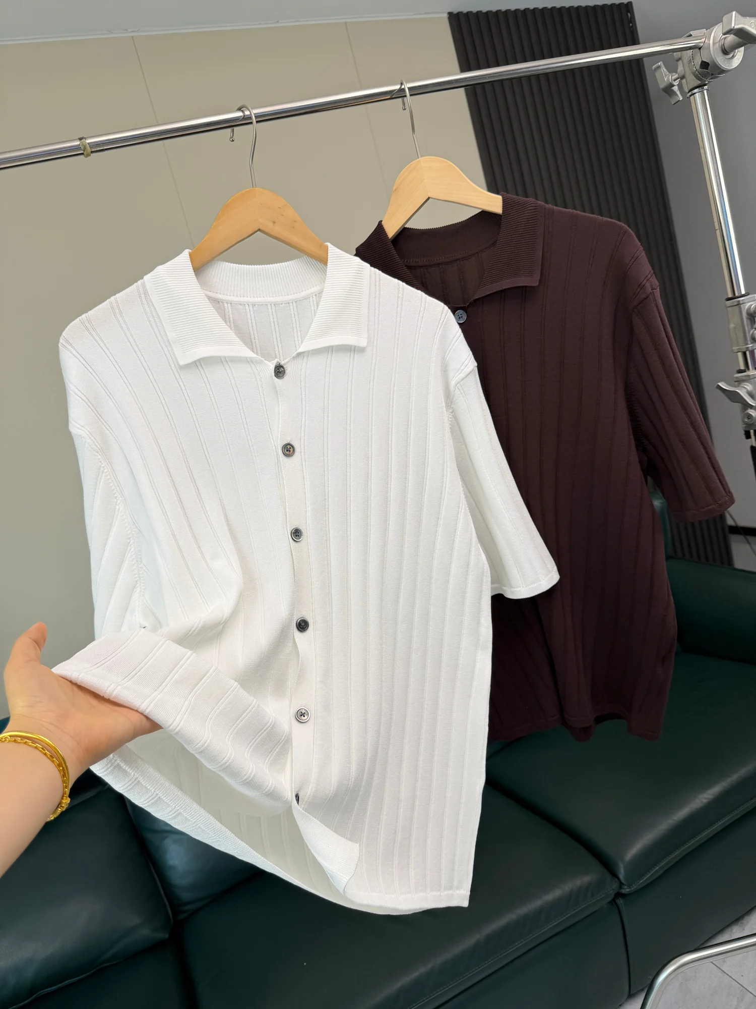 Casual Knitted Short Sleeve Cardigan Men's Fashion Breathable Comfortable Spring Summer Open Front Knitwear Versatile Leisure...
Casual Knitted Short Sleeve Cardigan Men's Fashion Breathable Comfortable Spring Summer Open Front Knitwear Versatile Leisure...