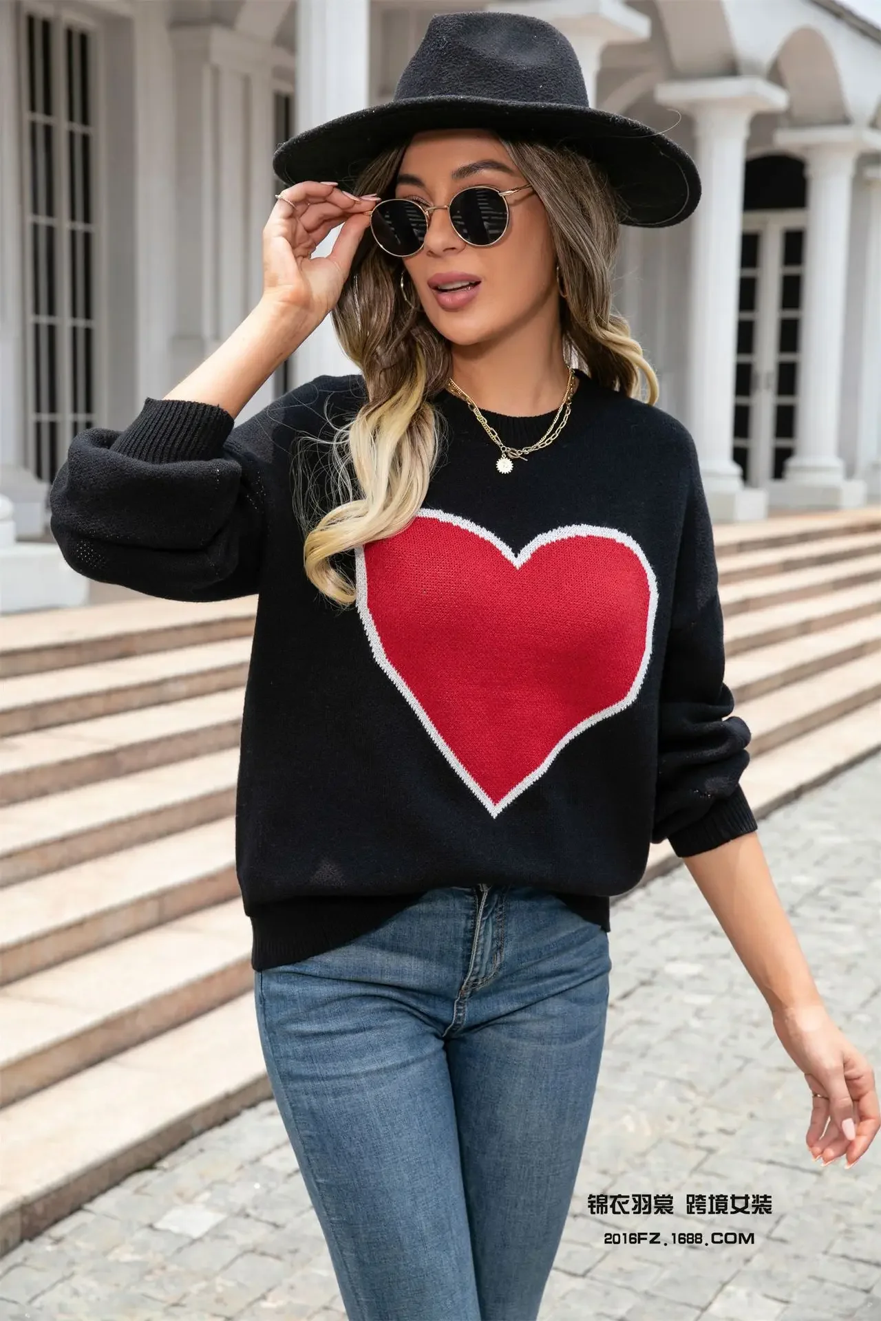 Casual Round Neck Heart Jacquard Pattern Knit Pullover Sweater, Women's New Spell Color Knitted Sweater for Autumn and Winter
Casual Round Neck Heart Jacquard Pattern Knit Pullover Sweater, Women's New Spell Color Knitted Sweater for Autumn and Winter