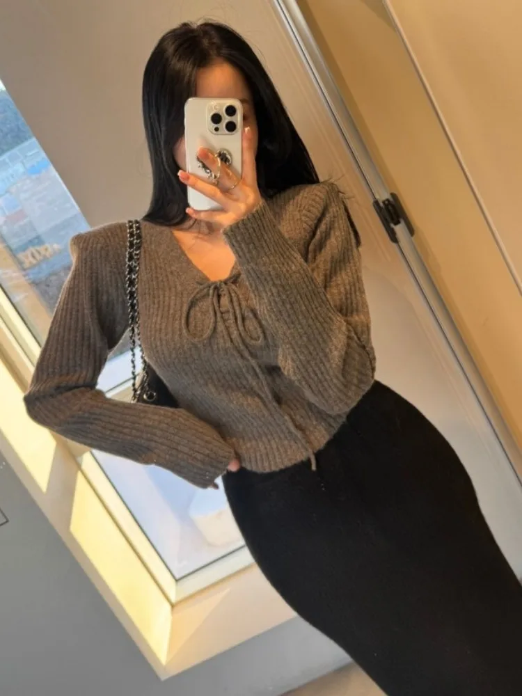 Сексуальный осенне-зимний вязаный свитер женский Slim Fit ort Sve Long Sve трикотаж Ele Top Quali Faionable irt
Сексуальный осенне-зимний вязаный свитер женский Slim Fit ort Sve Long Sve трикотаж Ele Top Quali Faionable irt