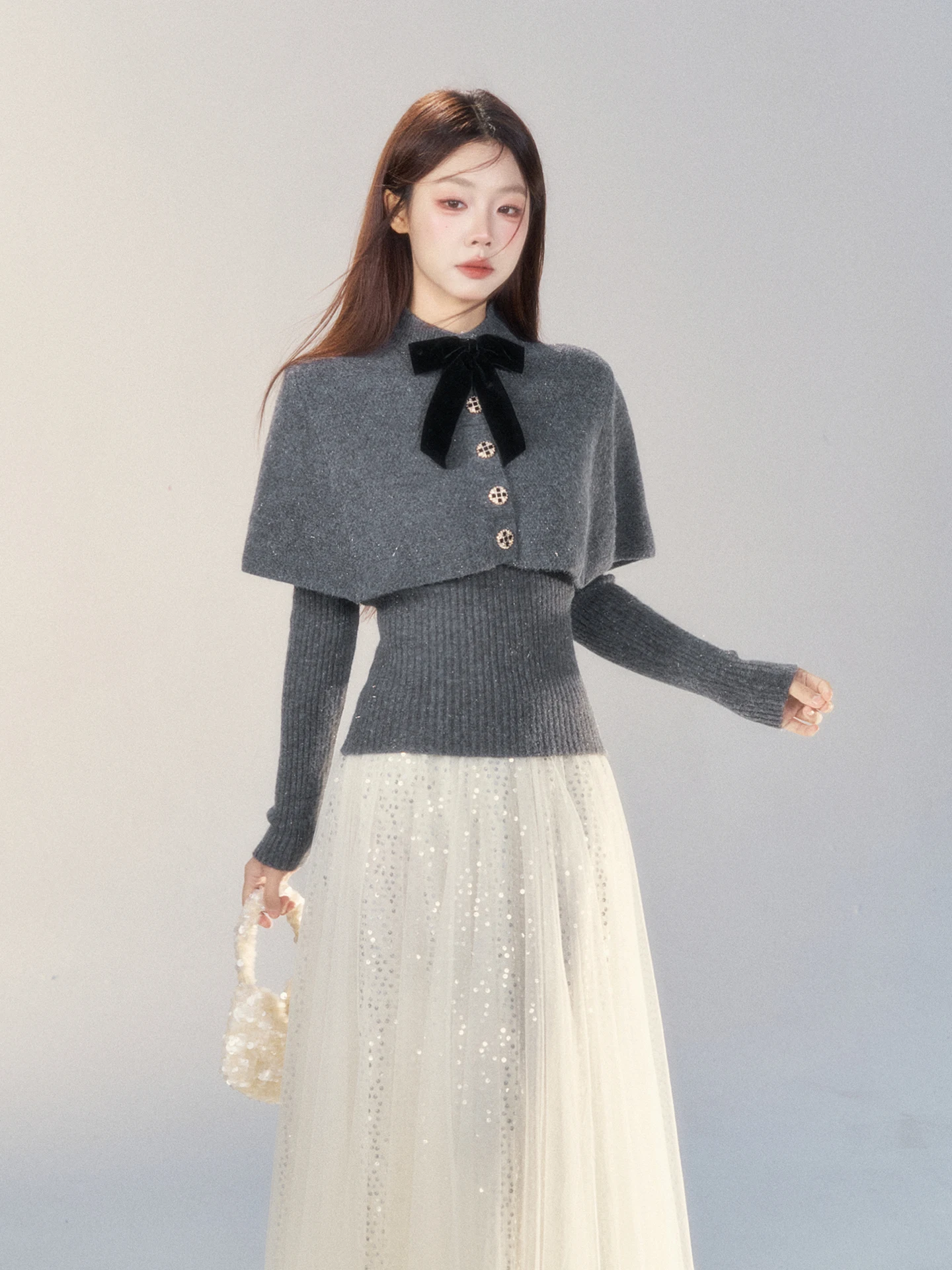 Grey Sweater Two-Piece Set Women's Spring 2026 New Korean Style Sweet Dressing Top Half High Collar Long Sleeve Color
Grey Sweater Two-Piece Set Women's Spring 2026 New Korean Style Sweet Dressing Top Half High Collar Long Sleeve Color