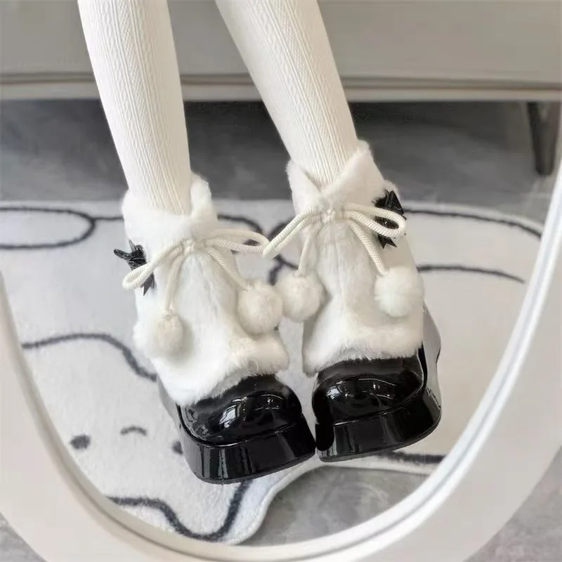 Высококачественные оригинальные милые, милые и теплые плюшевые сапоги в стиле Лолиты на толстой подошве, новые женские ботинки Снежной Мэри Джейн
Высококачественные оригинальные милые, милые и теплые плюшевые сапоги в стиле Лолиты на толстой подошве, новые женские ботинки Снежной Мэри Джейн