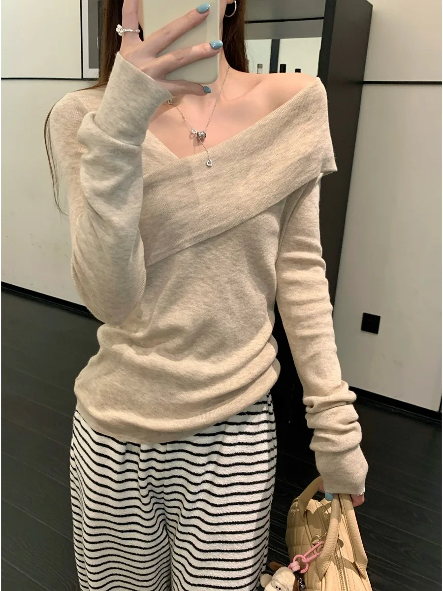 Korean Sle Cross V-Ne oulder Long Sve Knitted Sweater Women's Base Layer irt Spring Season Pure Desire Gentle ...
Korean Sle Cross V-Ne oulder Long Sve Knitted Sweater Women's Base Layer irt Spring Season Pure Desire Gentle ...