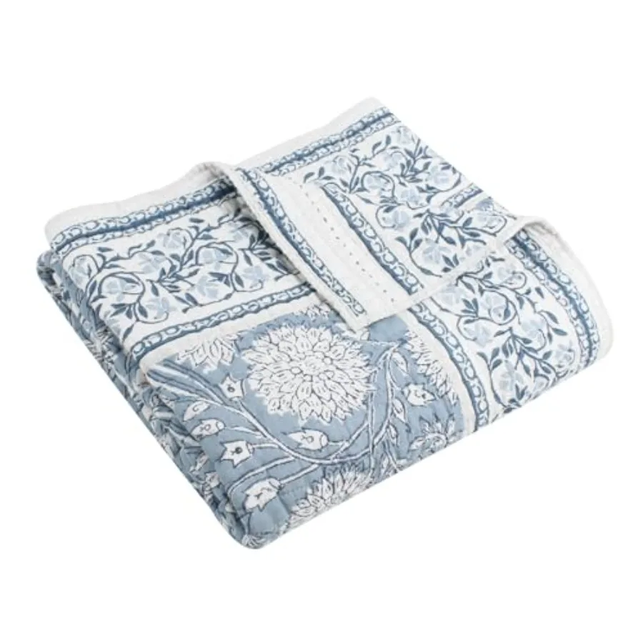 Adare - Throw - Bordered Floral -, Navy and White - Quilted Throw 50x60in. - Cotton
Adare - Throw - Bordered Floral -, Navy and White - Quilted Throw 50x60in. - Cotton