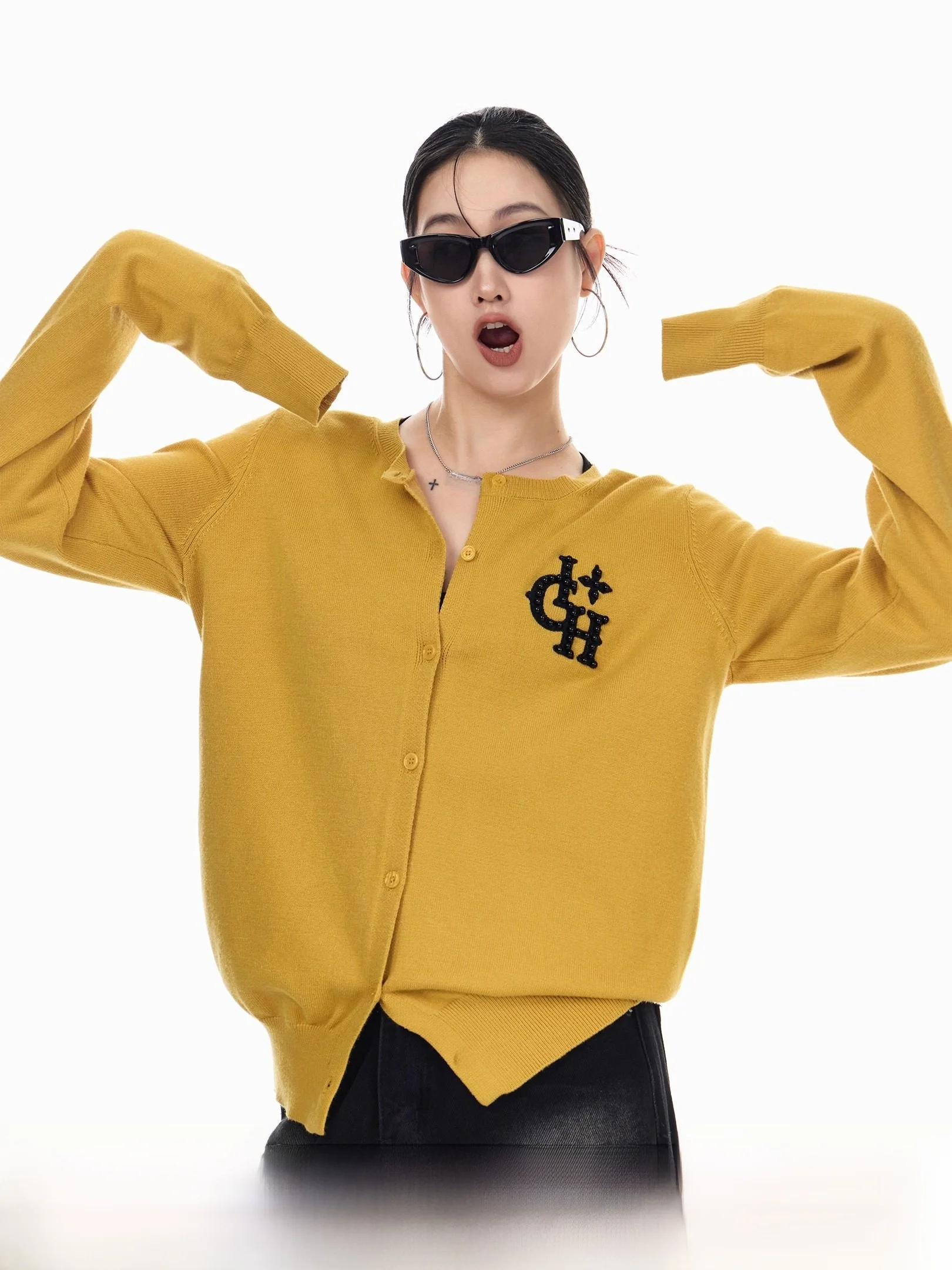 Ich Mode American Retro Pearl Knitted Cardigan Women's Casual Aosphere Sweater Outerwear Spring Autumn Long Sve round Ne
Ich Mode American Retro Pearl Knitted Cardigan Women's Casual Aosphere Sweater Outerwear Spring Autumn Long Sve round Ne