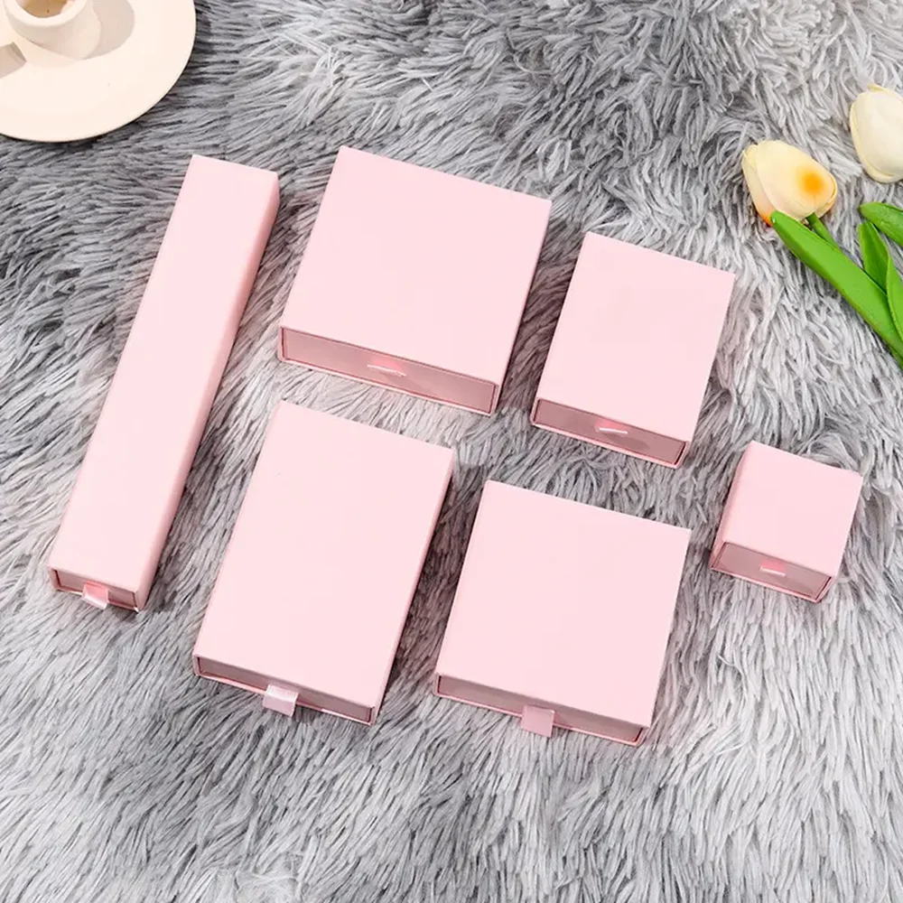 500pcs/Lot Wholesale Custom Printed Eco Friendly Hard Paper Cardboard jewellery Box Luxury Drawer Slide Out Ring Packaging Case
500pcs/Lot Wholesale Custom Printed Eco Friendly Hard Paper Cardboard jewellery Box Luxury Drawer Slide Out Ring Packaging Case