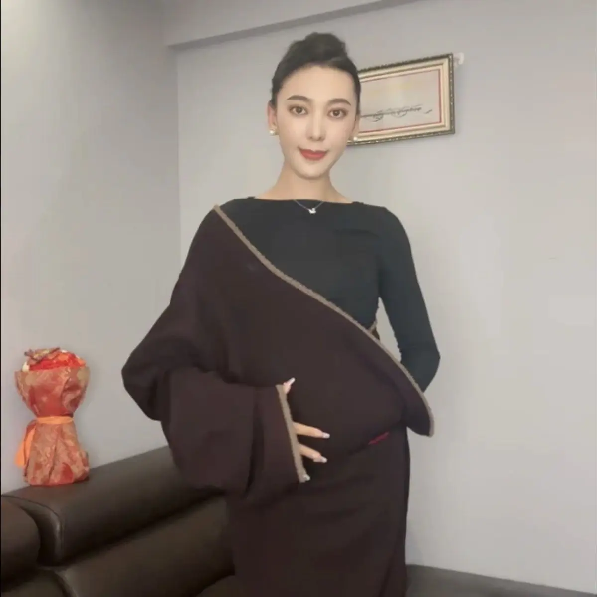 Men's and Women's 2025Autumn Winter Fleece-lined Tibet Clothing Kang Wear New Tibetan Robe Two-Way
Men's and Women's 2025Autumn Winter Fleece-lined Tibet Clothing Kang Wear New Tibetan Robe Two-Way