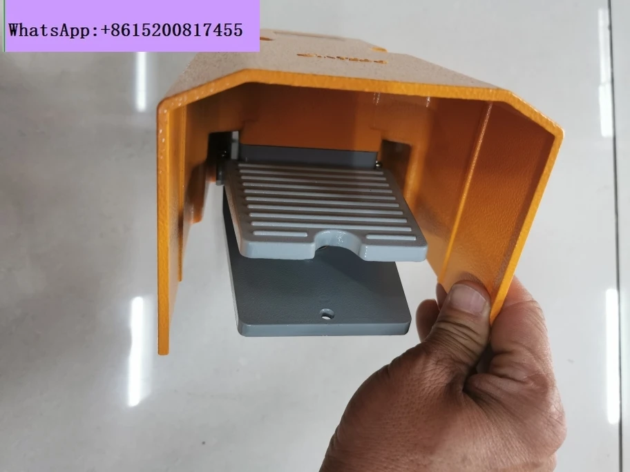 LT5 (LTH-1/6) foot switch
LT5 (LTH-1/6) foot switch
