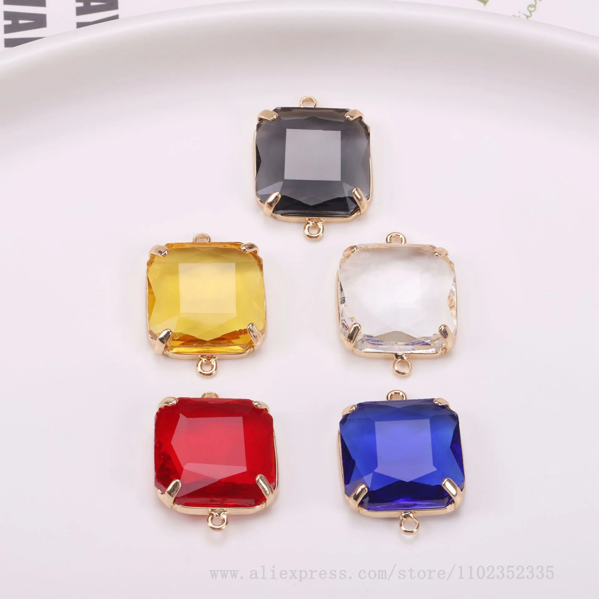 10pcs/ Bag Crystal inlaid square octagonal double pendant material necklace bracelet DIY jewelry earrings clothing accessories
10pcs/ Bag Crystal inlaid square octagonal double pendant material necklace bracelet DIY jewelry earrings clothing accessories