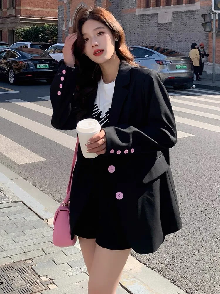 Sophisticated Black Blazer for Women, Spring Autumn 2023 New Korean Style Loose Casual Street Fashion Suit for Petite Figures
Sophisticated Black Blazer for Women, Spring Autumn 2023 New Korean Style Loose Casual Street Fashion Suit for Petite Figures