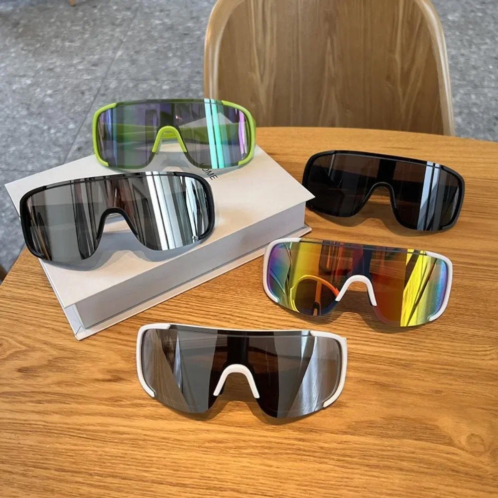 2024 New Ultra Light Riding Goggles for Women UV Resistant Large Frame Sunglasses UV400 Sports Eye Protection Bicycle Eyewear
2024 New Ultra Light Riding Goggles for Women UV Resistant Large Frame Sunglasses UV400 Sports Eye Protection Bicycle Eyewear