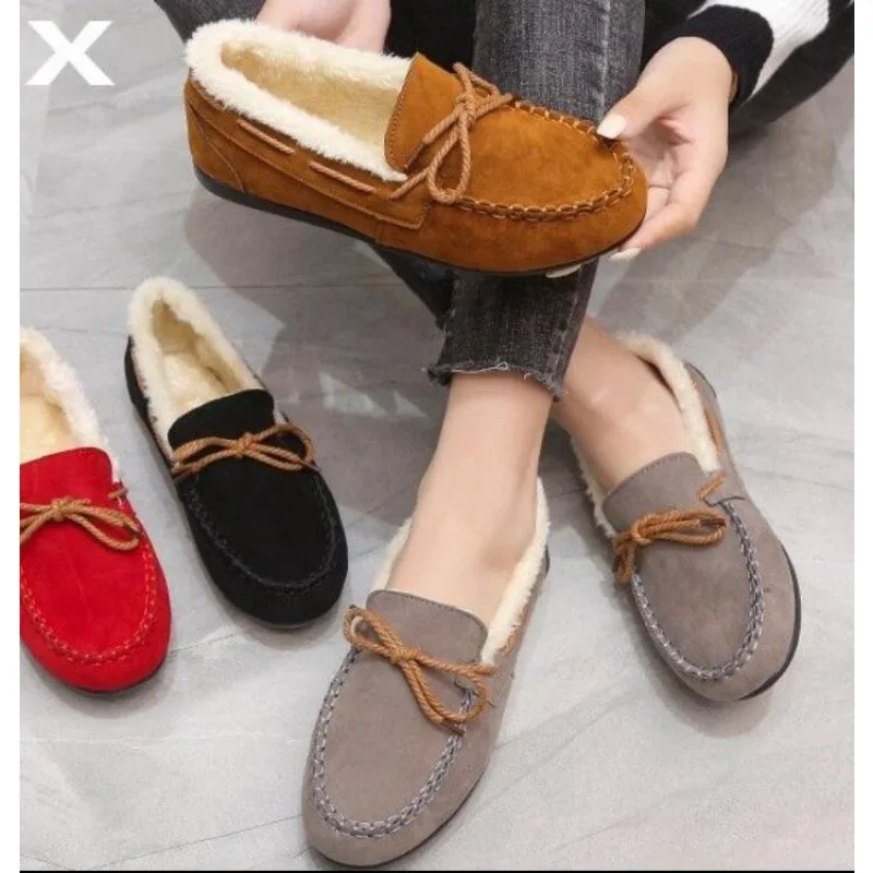 New Classic Fur Flats for Women Winter Casual Slip on Round Toe Shoes for Women Warm Plush Platform Flats Boots Plus Size
New Classic Fur Flats for Women Winter Casual Slip on Round Toe Shoes for Women Warm Plush Platform Flats Boots Plus Size