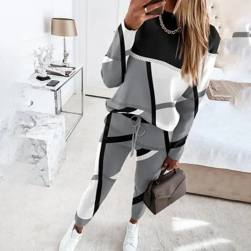 European and American women's 2024 new two-piece set with contrasting printed long sleeved round neck casual fashion set YBF9-3
European and American women's 2024 new two-piece set with contrasting printed long sleeved round neck casual fashion set YBF9-3