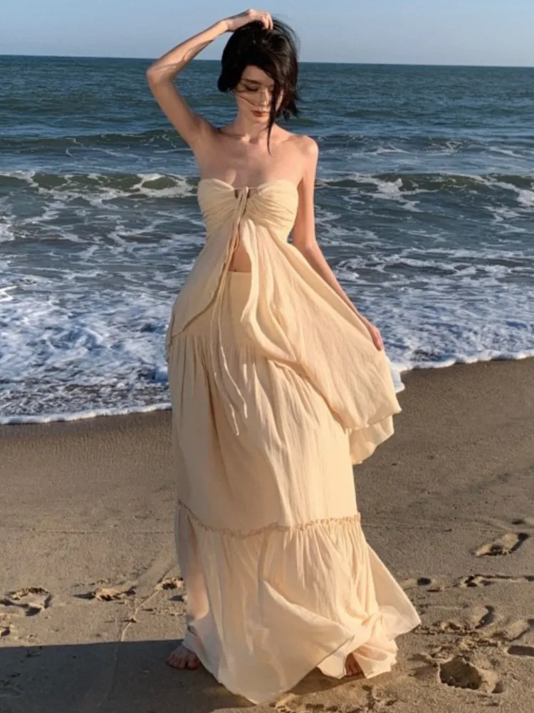 French Solid Skirt Suits Elegant Fairy Strapless Backless Top + Slim Waist A-Line Skirt Holiday Beach Womens Two Pieces Set New
French Solid Skirt Suits Elegant Fairy Strapless Backless Top + Slim Waist A-Line Skirt Holiday Beach Womens Two Pieces Set New