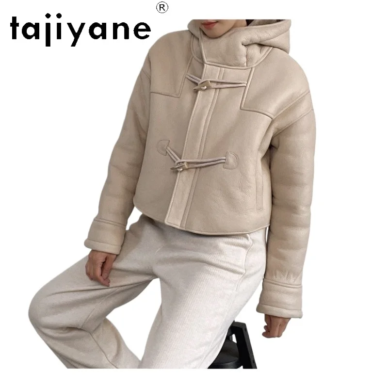 TAJIYANE New Shearling Fur Coat Women Short Real Fur Jacket Women Winter Coats Horn Button Tops Hooded Jackets High Quality Шуба
TAJIYANE New Shearling Fur Coat Women Short Real Fur Jacket Women Winter Coats Horn Button Tops Hooded Jackets High Quality Шуба