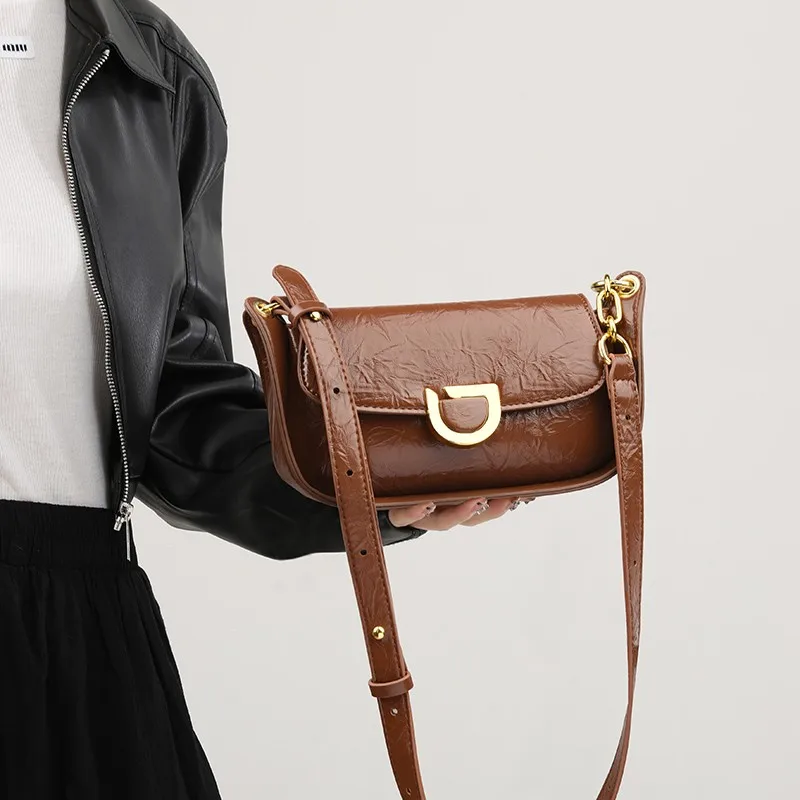 Новая трендовая сумка через плечо с ремешком-цепочкой, классическая удобная сумка через плечо, роскошная женская сумка для отдыха на открытом воздухе
Новая трендовая сумка через плечо с ремешком-цепочкой, классическая удобная сумка через плечо, роскошная женская сумка для отдыха на открытом воздухе