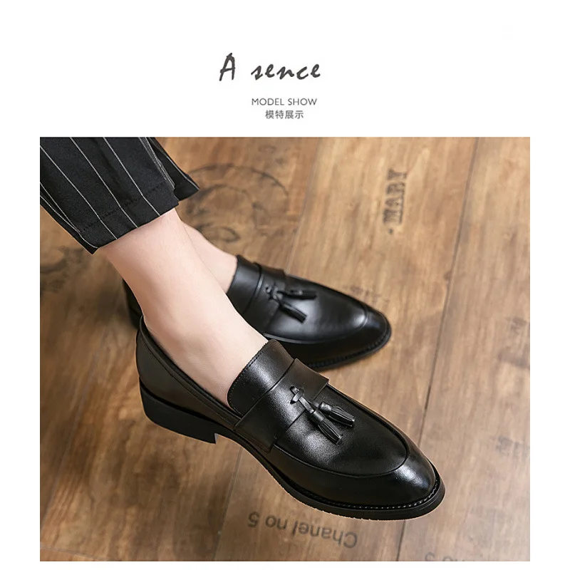 Elegant men's shoes autumn men's formal business leather shoes low-top solid color Oxford pointed office shoes
Elegant men's shoes autumn men's formal business leather shoes low-top solid color Oxford pointed office shoes