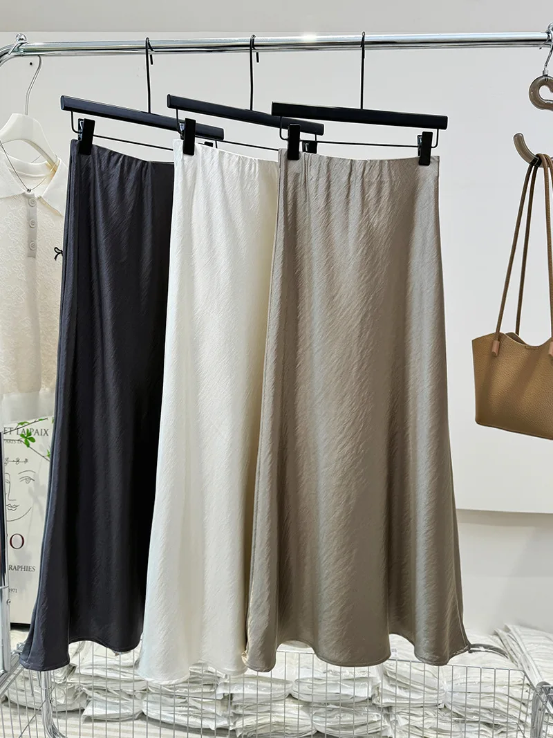 New Arrival Women Summer A-Line Satin Long Skirts Solid Color High Waist Elegant Maxi Skirts Faldas Femme Streetwear
New Arrival Women Summer A-Line Satin Long Skirts Solid Color High Waist Elegant Maxi Skirts Faldas Femme Streetwear