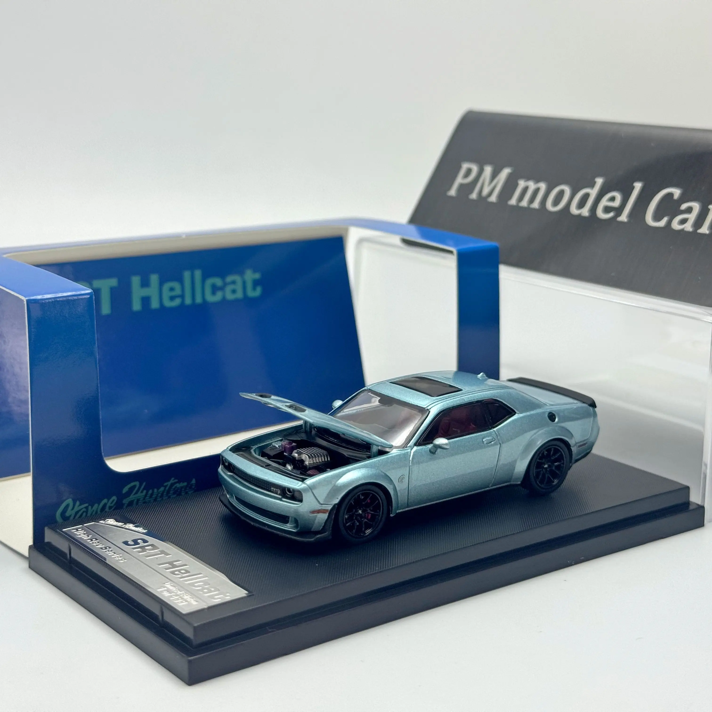 SH 1:64 Dodge Challenger SRT Hellcat Open Hood Alloy Diecast Model Car Collectible Gift Static Display
SH 1:64 Dodge Challenger SRT Hellcat Open Hood Alloy Diecast Model Car Collectible Gift Static Display