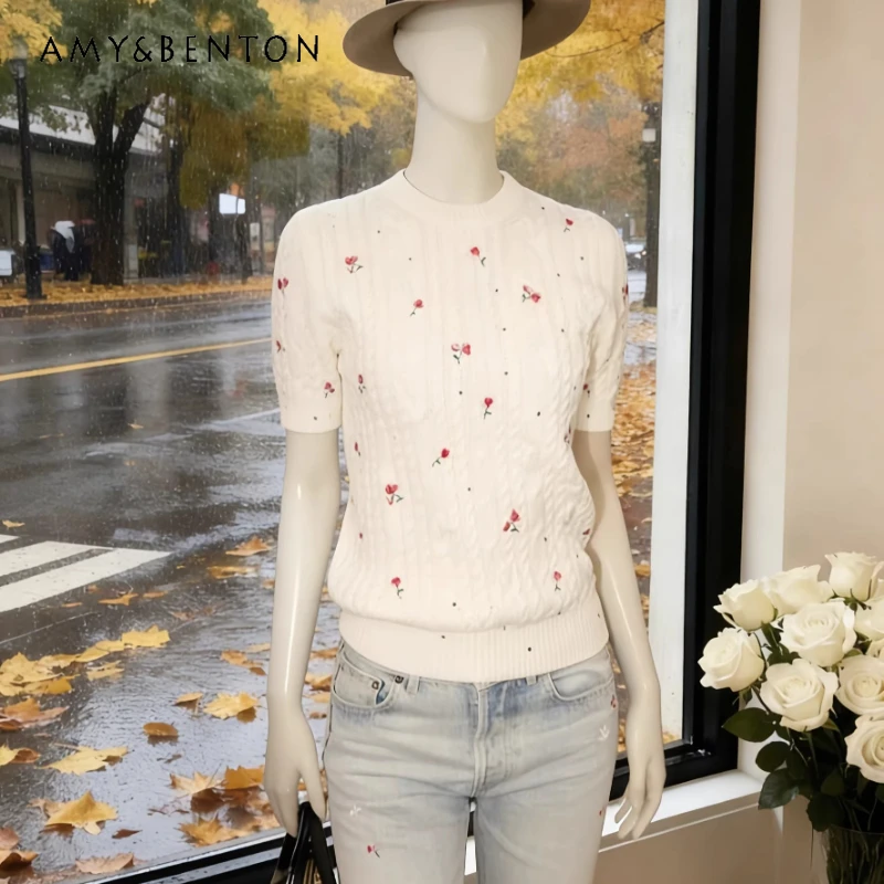 Heavy Embroidery Short-Sleeve Knit Women's Sweater 2026 Spring Autumn French Design Round Neck Elegant Versatile T-Shirt Ladies
Heavy Embroidery Short-Sleeve Knit Women's Sweater 2026 Spring Autumn French Design Round Neck Elegant Versatile T-Shirt Ladies