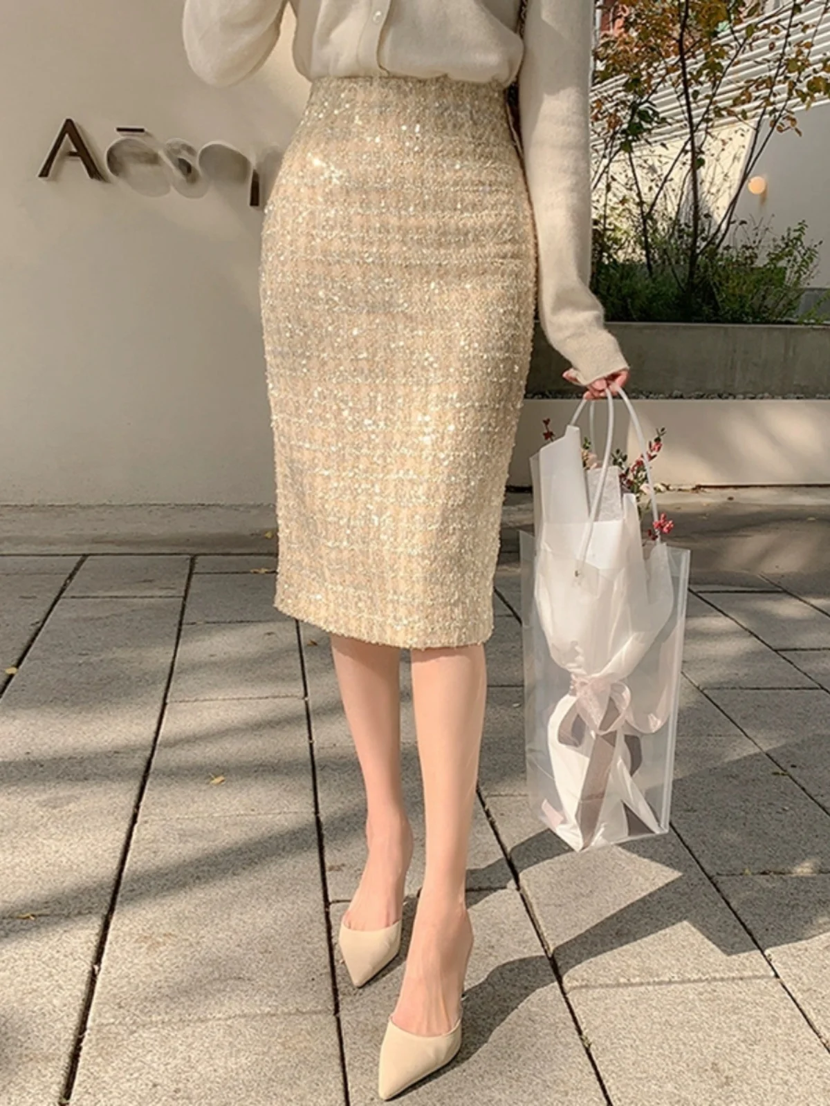 Elegant Plaid Midi Skirt Women's Autumn Winter New Style Bright Sequins Wrap around Skirt High Waist Zipper Design City ...
Elegant Plaid Midi Skirt Women's Autumn Winter New Style Bright Sequins Wrap around Skirt High Waist Zipper Design City ...