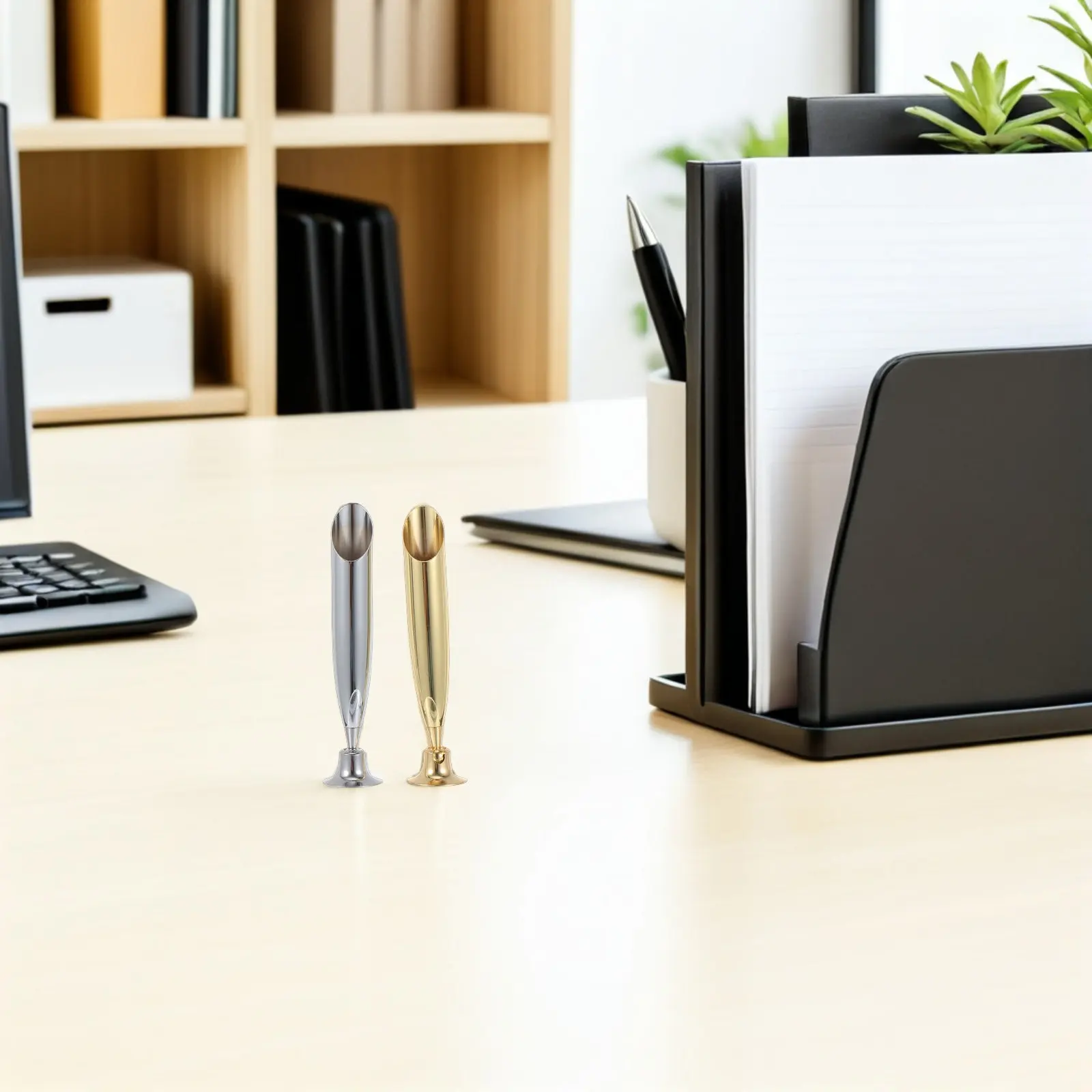 Набор из 3 подставок для ручек из нержавеющей стали: настольный держатель-органайзер для перьевых, шариковых и погружных ручек, аксессуар для офисного стола
Набор из 3 подставок для ручек из нержавеющей стали: настольный держатель-органайзер для перьевых, шариковых и погружных ручек, аксессуар для офисного стола