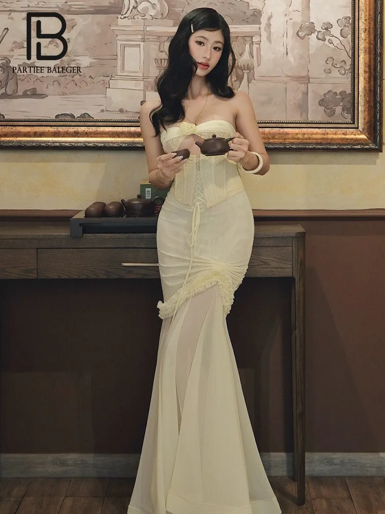 PB Elegant Light Yellow Strapless Corset Mermaid Gown with Cut - out and Ruffle Details For Weddings Birthday & Engagement Party
PB Elegant Light Yellow Strapless Corset Mermaid Gown with Cut - out and Ruffle Details For Weddings Birthday & Engagement Party