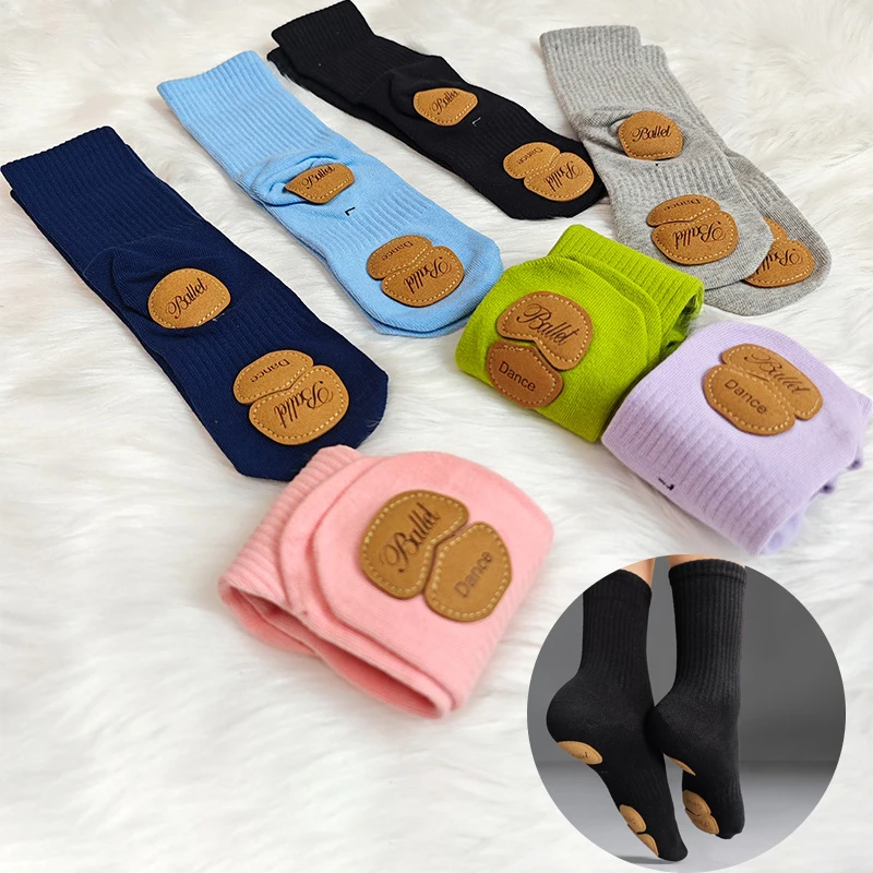 Modern Dance Yoga Socks Girls Women Men Cotton Socks Ballet Socks Pilates Yoga Kids Adults Dance Stockings Non Slip
Modern Dance Yoga Socks Girls Women Men Cotton Socks Ballet Socks Pilates Yoga Kids Adults Dance Stockings Non Slip
