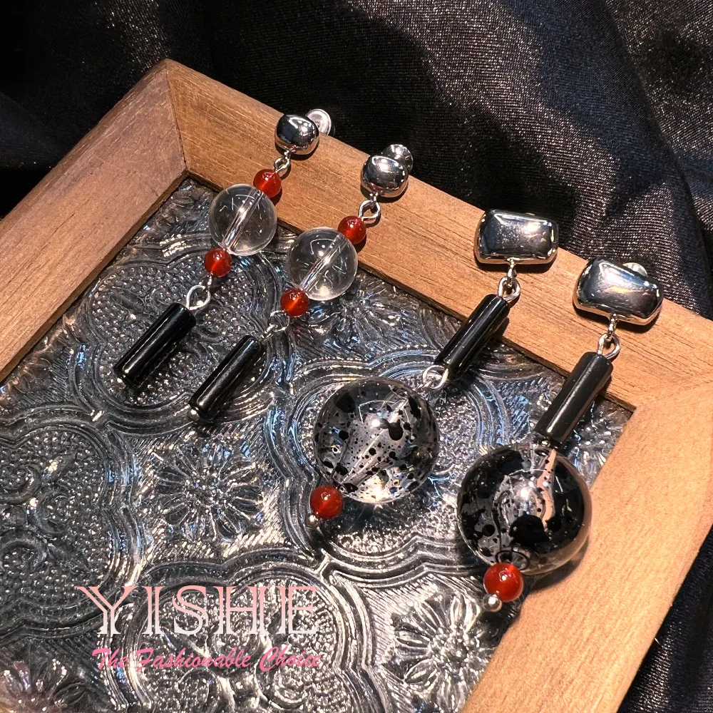 Новые серьги в китайском стиле, ретро, имитация нефрита, оригинальные, винтажные, с серебряной иглой S925, высококачественные, в средневековом и старинном стиле.
Новые серьги в китайском стиле, ретро, имитация нефрита, оригинальные, винтажные, с серебряной иглой S925, высококачественные, в средневековом и старинном стиле.