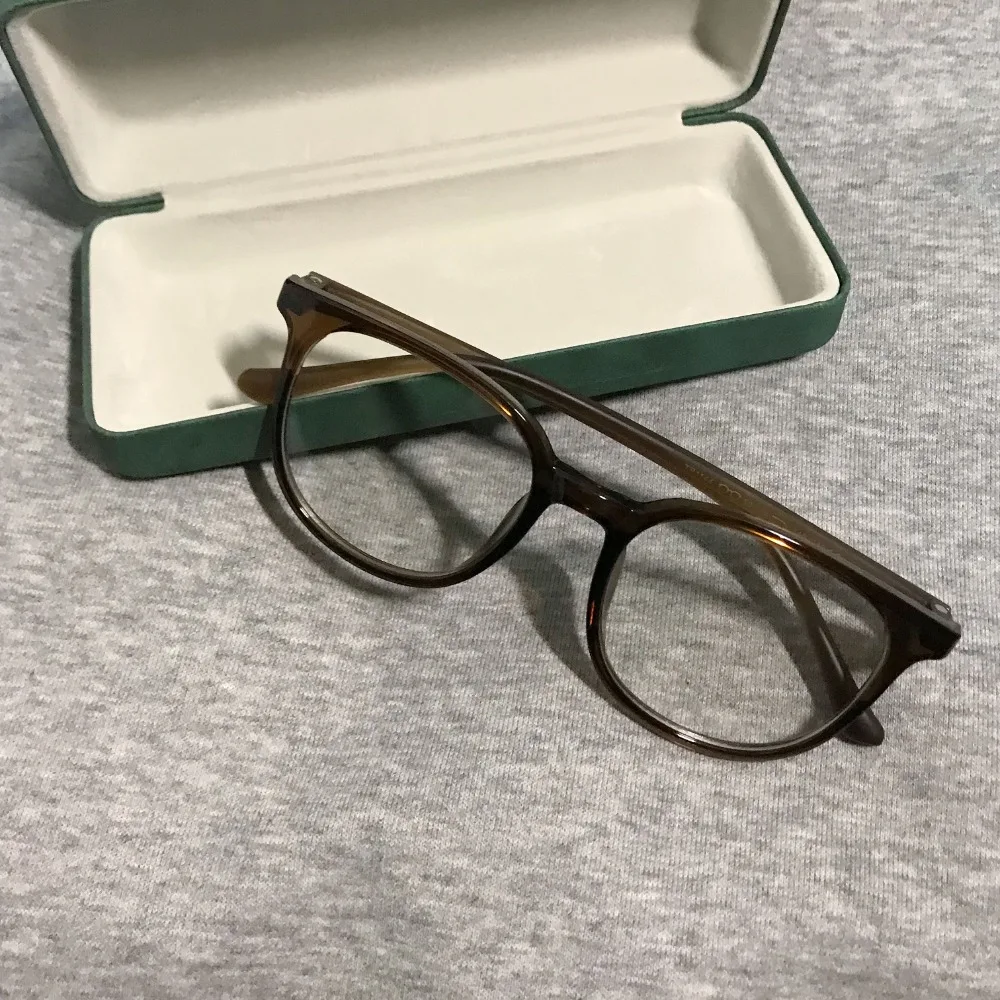 Transparent Anti-blue Light Glasses Lightweight Anti Radiation Square Frame Myopia Glasses Retro Eye Protective
Transparent Anti-blue Light Glasses Lightweight Anti Radiation Square Frame Myopia Glasses Retro Eye Protective