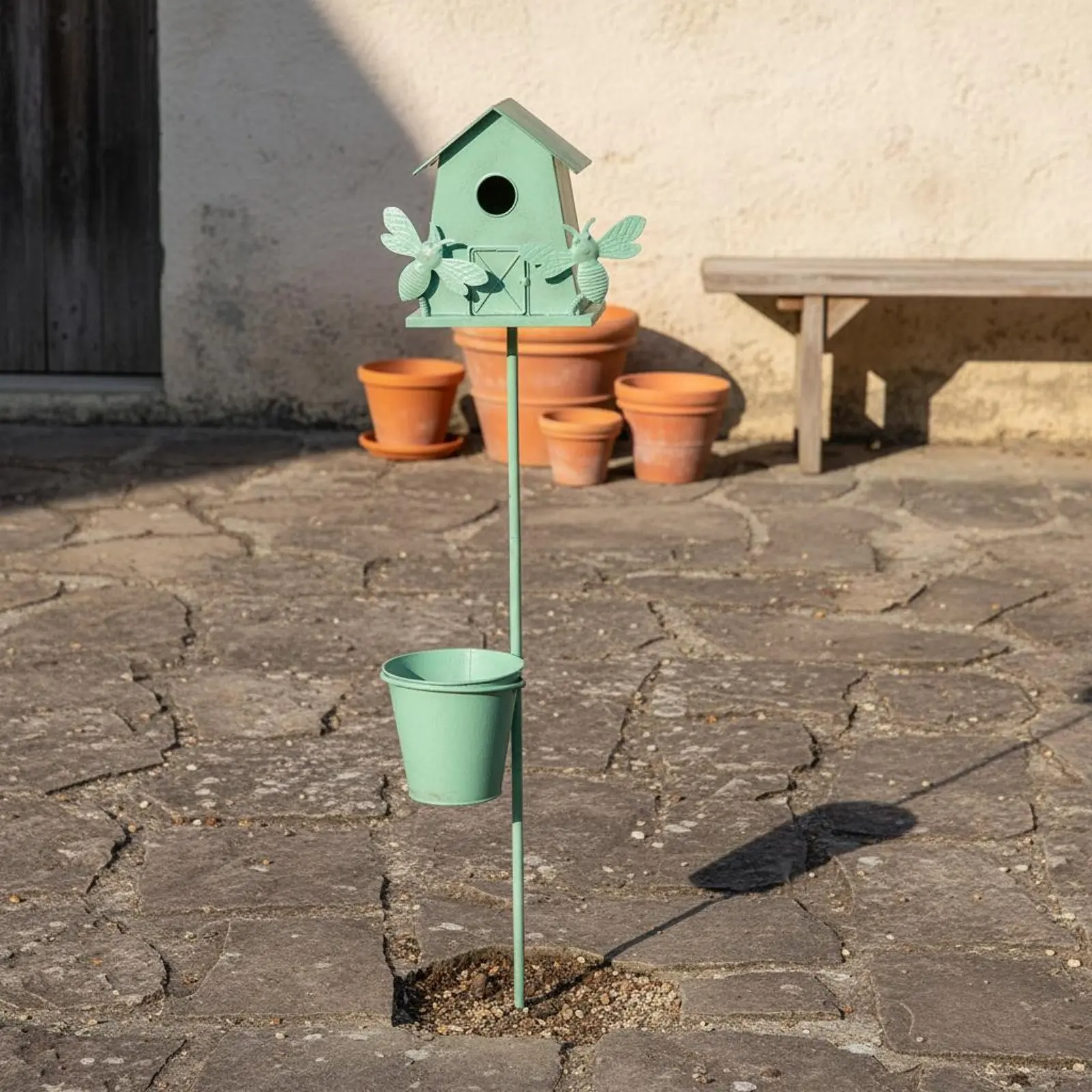 Decorative Birdhouse Stake with Planter Vintage Design Metal Birdhouse Garden Stake Wrought Metal Avian Feeder Planter
Decorative Birdhouse Stake with Planter Vintage Design Metal Birdhouse Garden Stake Wrought Metal Avian Feeder Planter