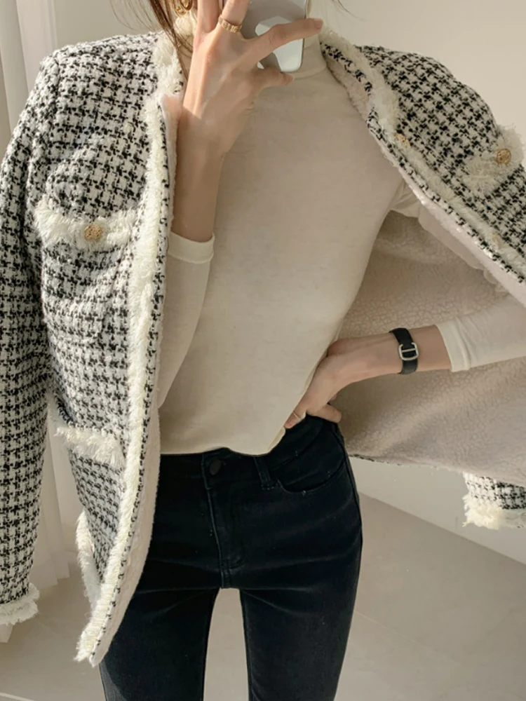 Женское шерстяное пальто Ele с отделкой из меха ягненка, осенняя новинка, корейский стиль, с завышенной талией, узор «птичий глаз», Schiaparelli S...
Женское шерстяное пальто Ele с отделкой из меха ягненка, осенняя новинка, корейский стиль, с завышенной талией, узор «птичий глаз», Schiaparelli S...