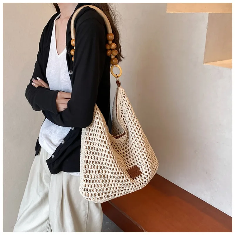 Women Straw Beach Woven Bag Large Capacity Hollow Out Simple Tote Bag Girl Fashion Commuting Single Shoulder Bag Bolsa Feminina
Women Straw Beach Woven Bag Large Capacity Hollow Out Simple Tote Bag Girl Fashion Commuting Single Shoulder Bag Bolsa Feminina