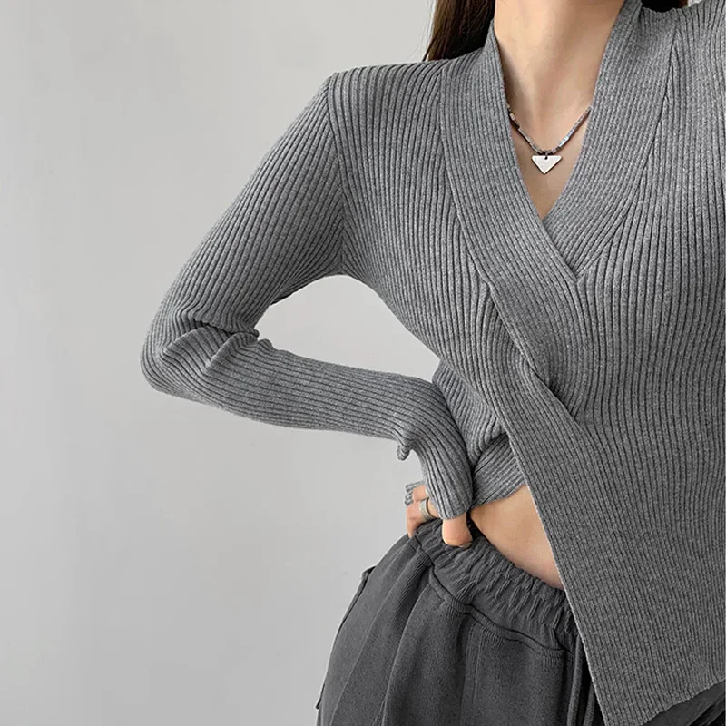Spring Autumn Fashion Casual Slim Sweater Female Sexy Cross Twisted V-neck Long Sleeve Solid Color Knitted Pullover Tops 31120
Spring Autumn Fashion Casual Slim Sweater Female Sexy Cross Twisted V-neck Long Sleeve Solid Color Knitted Pullover Tops 31120