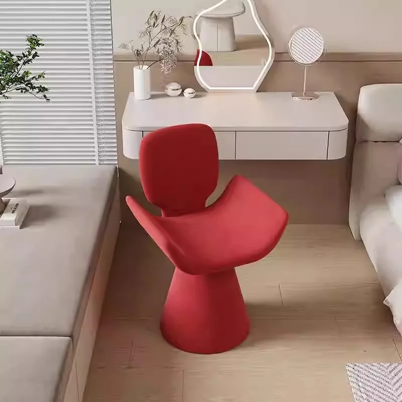 Girls bedroom rotatable makeup stool light luxury dresser chair Internet celebrity beauty salon nail salon back dining table cha
Girls bedroom rotatable makeup stool light luxury dresser chair Internet celebrity beauty salon nail salon back dining table cha