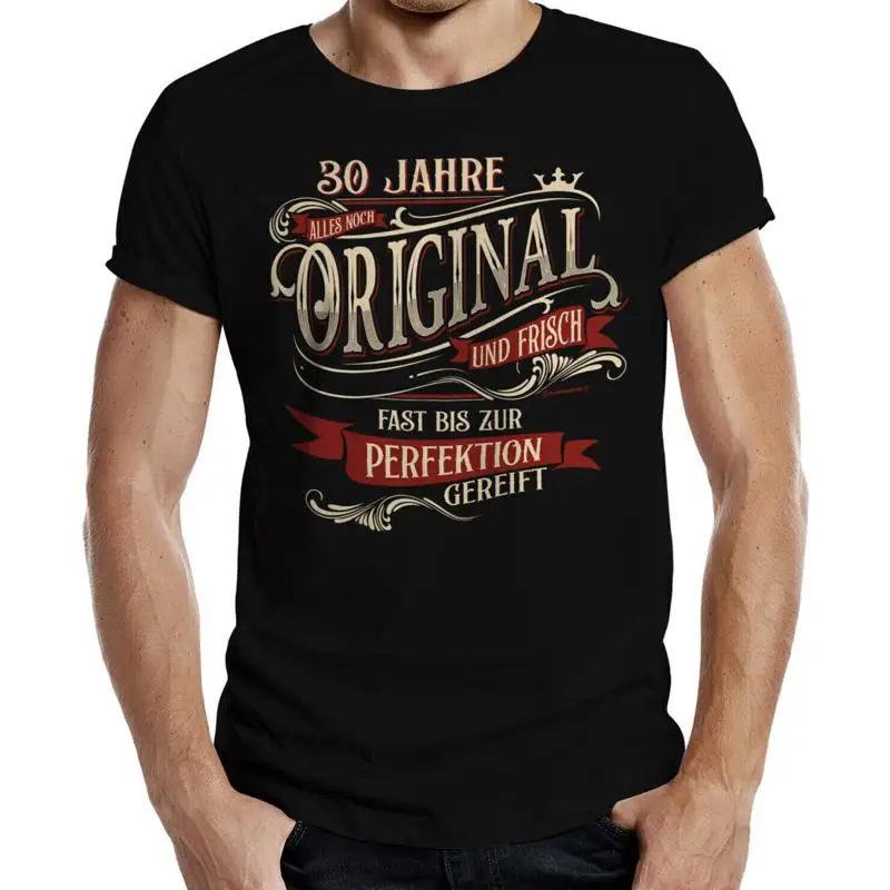 Футболка на день рождения 30-летняя футболка Alles Still Original And Fresh с надписью
Футболка на день рождения 30-летняя футболка Alles Still Original And Fresh с надписью