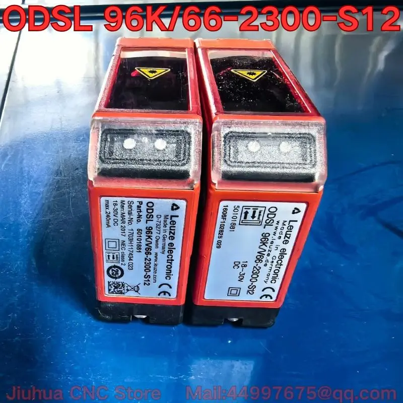 Подержанный тест функции функции лазерного датчика диапазона ODSL 96K/66-2300-S12 нормально
Подержанный тест функции функции лазерного датчика диапазона ODSL 96K/66-2300-S12 нормально