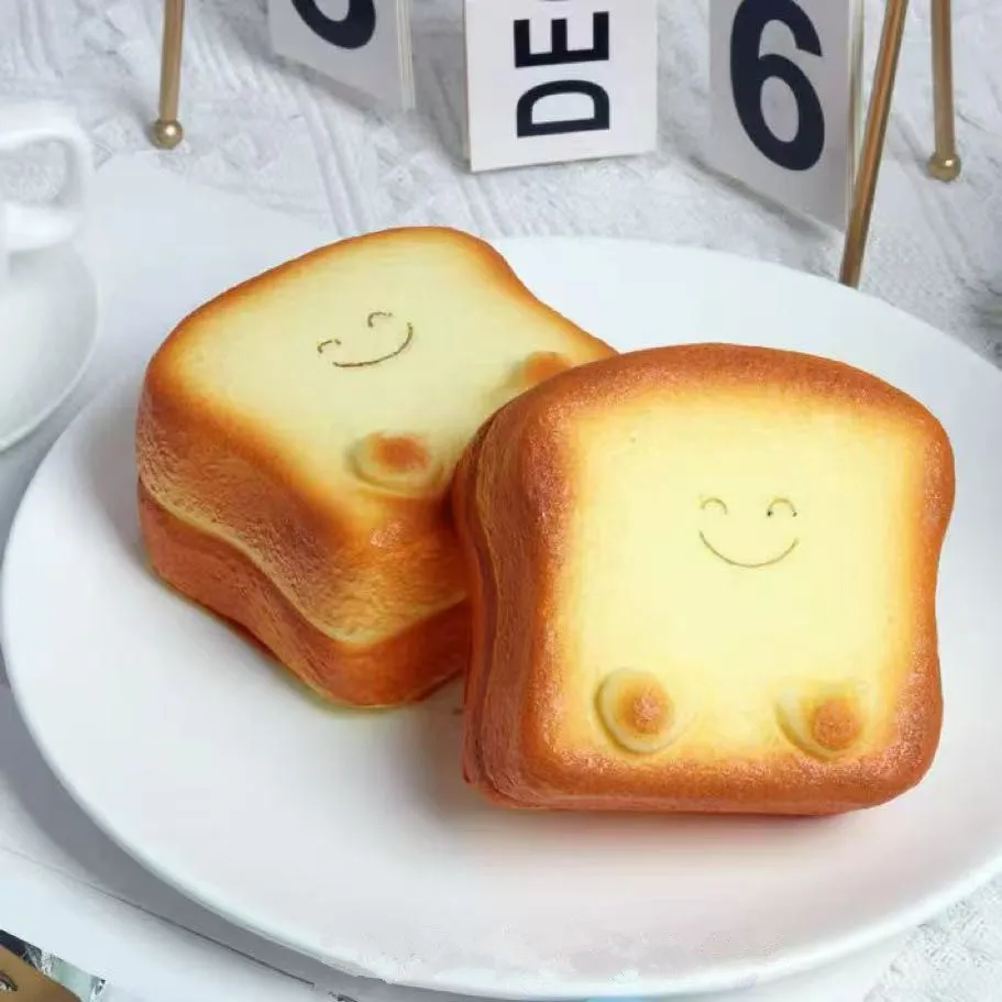 Smiling face,thick toast, kneading,slow rebound,decompression toy,simulated bread,soft,hand kneaded,venting artifact gif
Smiling face,thick toast, kneading,slow rebound,decompression toy,simulated bread,soft,hand kneaded,venting artifact gif