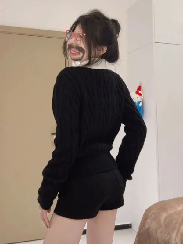 Korean Sle College Faion Bla irt Collar Sweater Women's Slim Fit Long Sve Mid-Thiened Single-Piece Home-Ware Sui...
Korean Sle College Faion Bla irt Collar Sweater Women's Slim Fit Long Sve Mid-Thiened Single-Piece Home-Ware Sui...