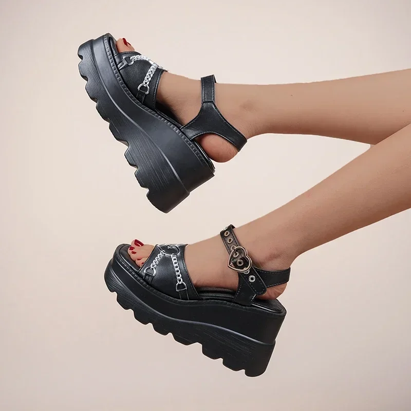 Shoes for Women 2025 Fashion Plus Size Wedge Women Sandals Metal Chain Decoration Female Buckle Platform Shoes Women's Sandals
Shoes for Women 2025 Fashion Plus Size Wedge Women Sandals Metal Chain Decoration Female Buckle Platform Shoes Women's Sandals