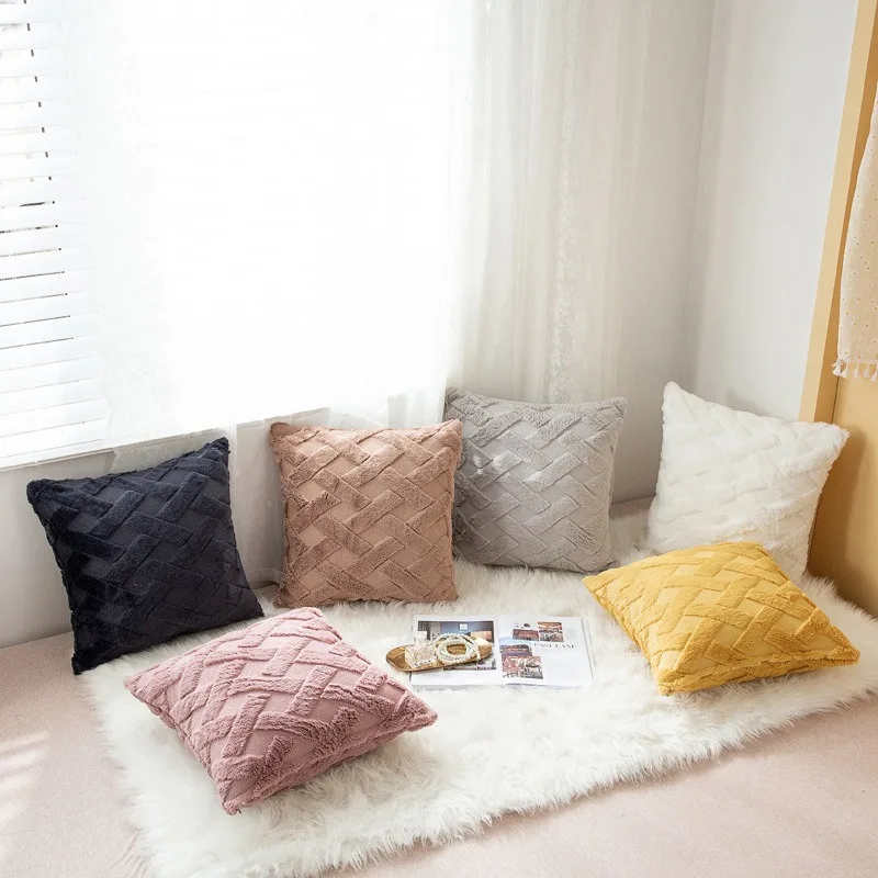 Amazon cross-border plush rabbit fur double-sided embroidered sofa pillow office bed home cushion pillow cover luxury
Amazon cross-border plush rabbit fur double-sided embroidered sofa pillow office bed home cushion pillow cover luxury