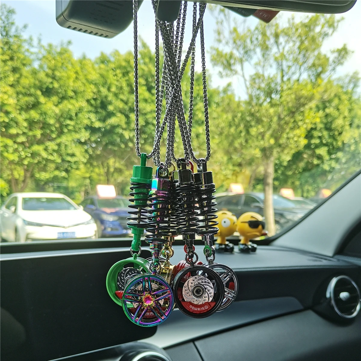 Car Wheel Hub Shock Keychain Rear View Mirror Pendant Hanging Ornaments Car Pendant creative Auto Mirror Decoration
Car Wheel Hub Shock Keychain Rear View Mirror Pendant Hanging Ornaments Car Pendant creative Auto Mirror Decoration
