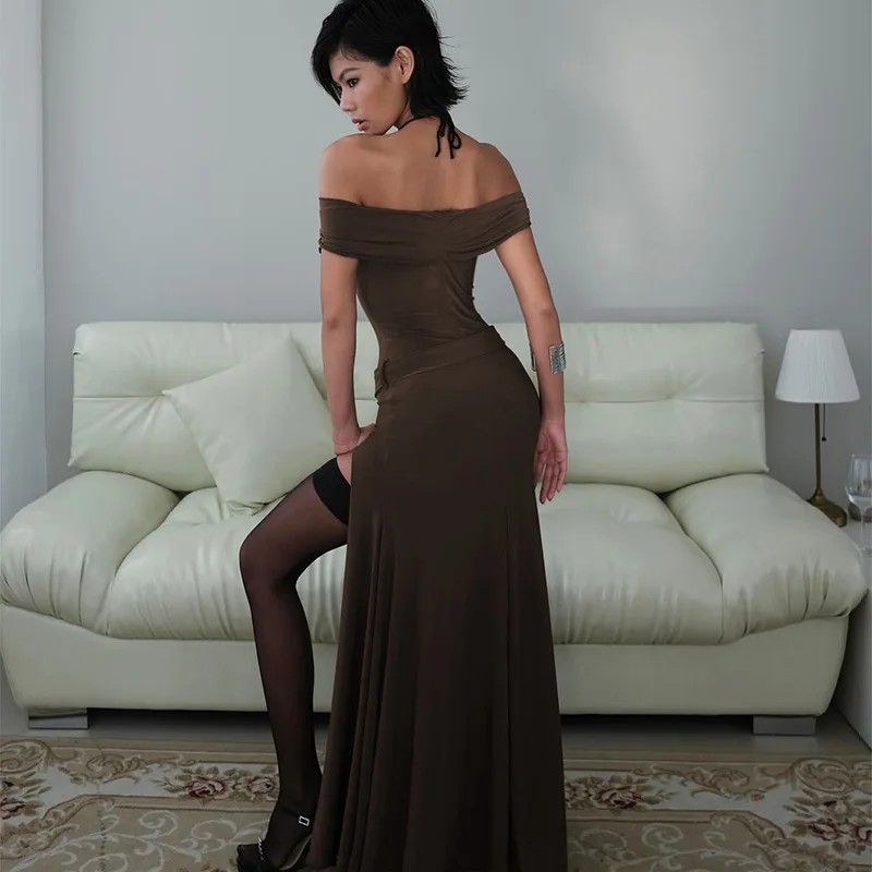 Summer Women Dress 2025 Solid Black Sexy Strapless Slim Maxi Dress Fashion Pleated Twist Long Dress Party Evening Gown Robe
Summer Women Dress 2025 Solid Black Sexy Strapless Slim Maxi Dress Fashion Pleated Twist Long Dress Party Evening Gown Robe