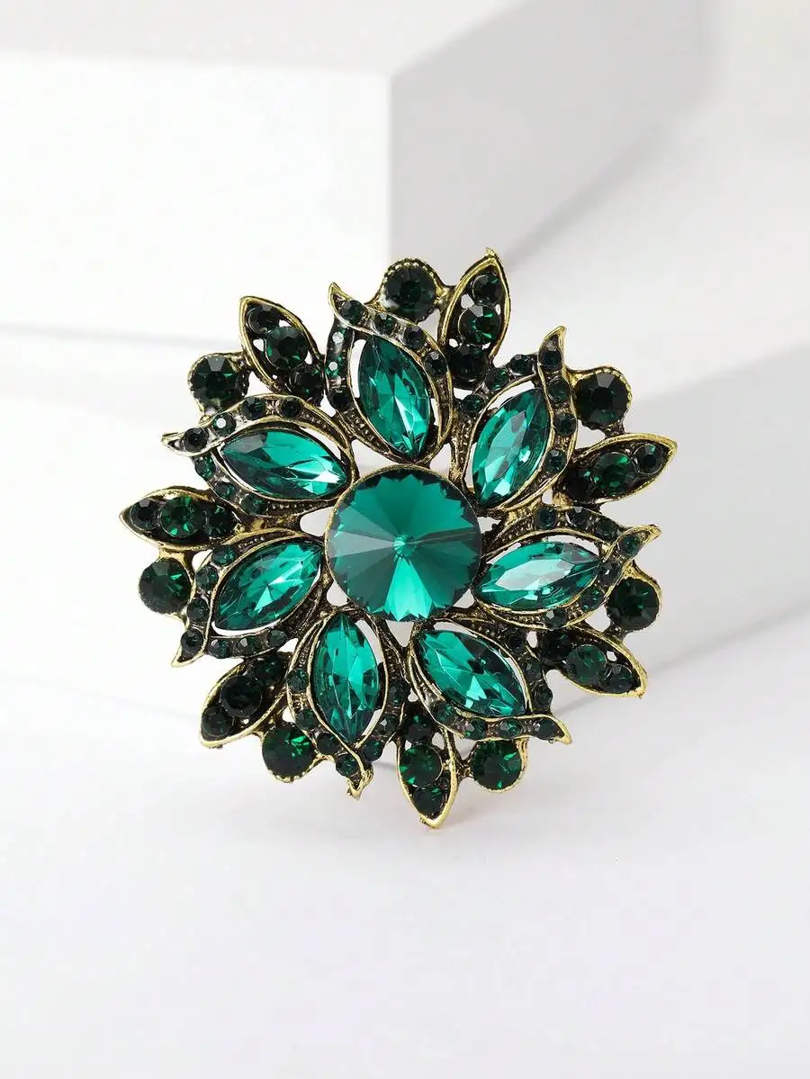 Emerald Green Crystal Flower Brooch For Women Fashion Accessory
Emerald Green Crystal Flower Brooch For Women Fashion Accessory