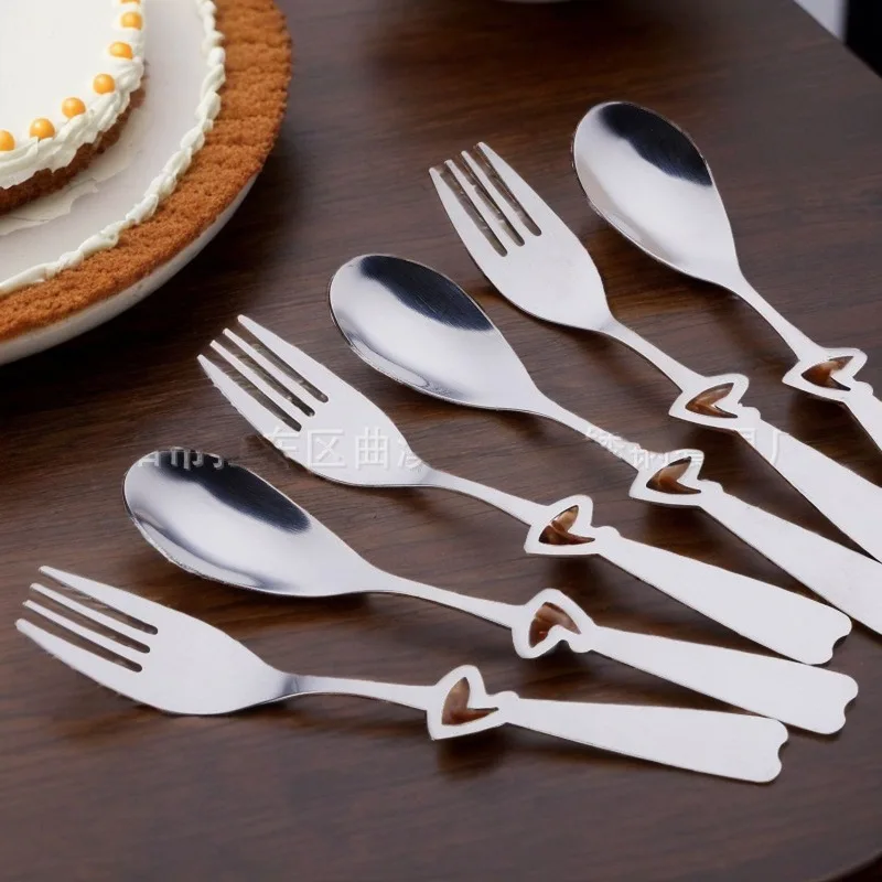 304 Stainless Steel Coffee Spoon - Heart-Shaped Stirring Spoon for Dessert/Ice Cream, Kitchen & Tableware Gift
304 Stainless Steel Coffee Spoon - Heart-Shaped Stirring Spoon for Dessert/Ice Cream, Kitchen & Tableware Gift