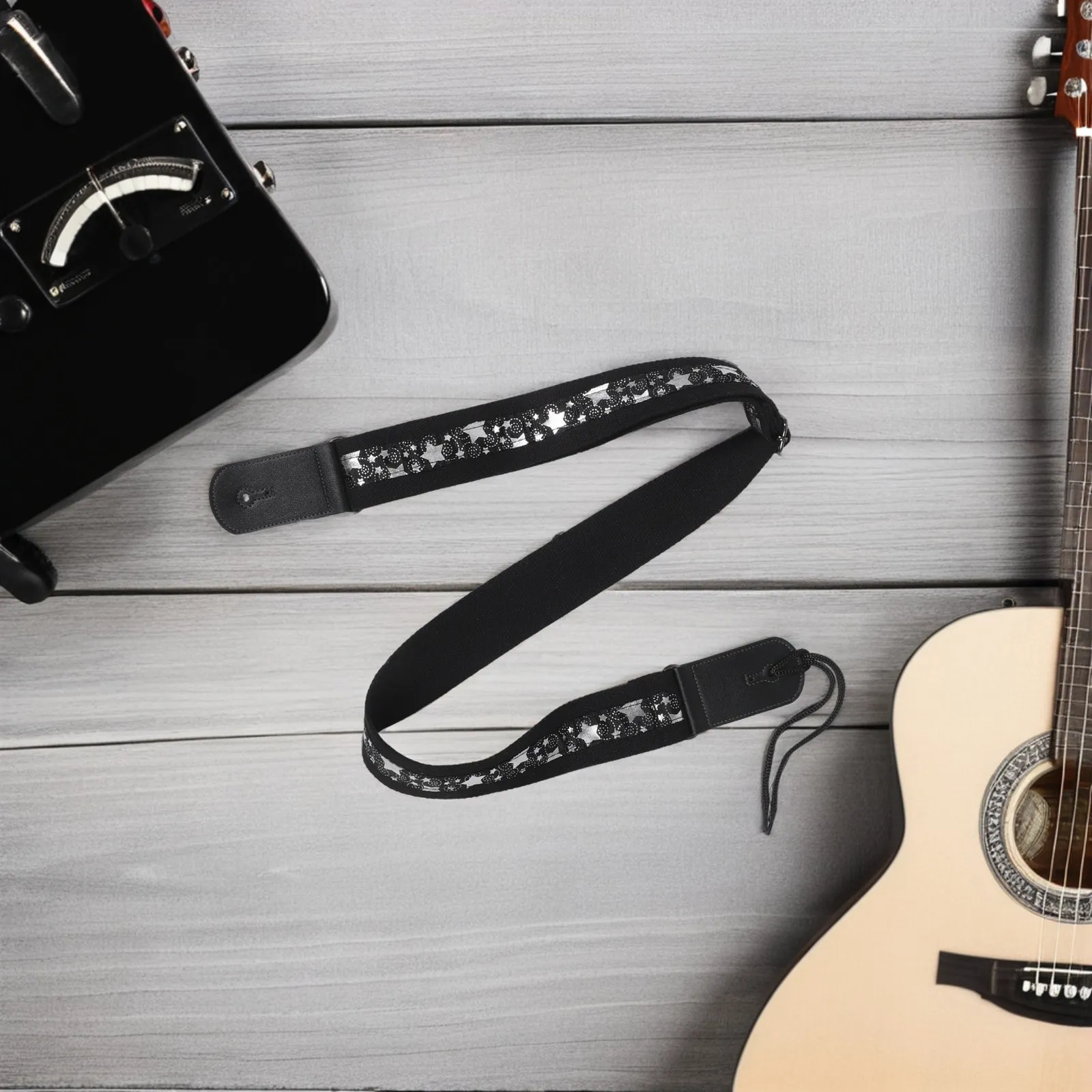 Регулируемый ремень для гитары, широкий, черный, из искусственной кожи, с узором в виде звезд, для акустических, электрических и бас-гитар, с мягкой подкладкой на плечо, противоскользящий.
Регулируемый ремень для гитары, широкий, черный, из искусственной кожи, с узором в виде звезд, для акустических, электрических и бас-гитар, с мягкой подкладкой на плечо, противоскользящий.