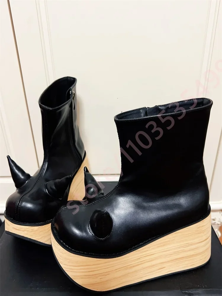 2025 Thick Sole Wood Grain Devil Horn Short Boots New Round Street Punk Rock Fashion Party Casual Stage Performance Boots
2025 Thick Sole Wood Grain Devil Horn Short Boots New Round Street Punk Rock Fashion Party Casual Stage Performance Boots