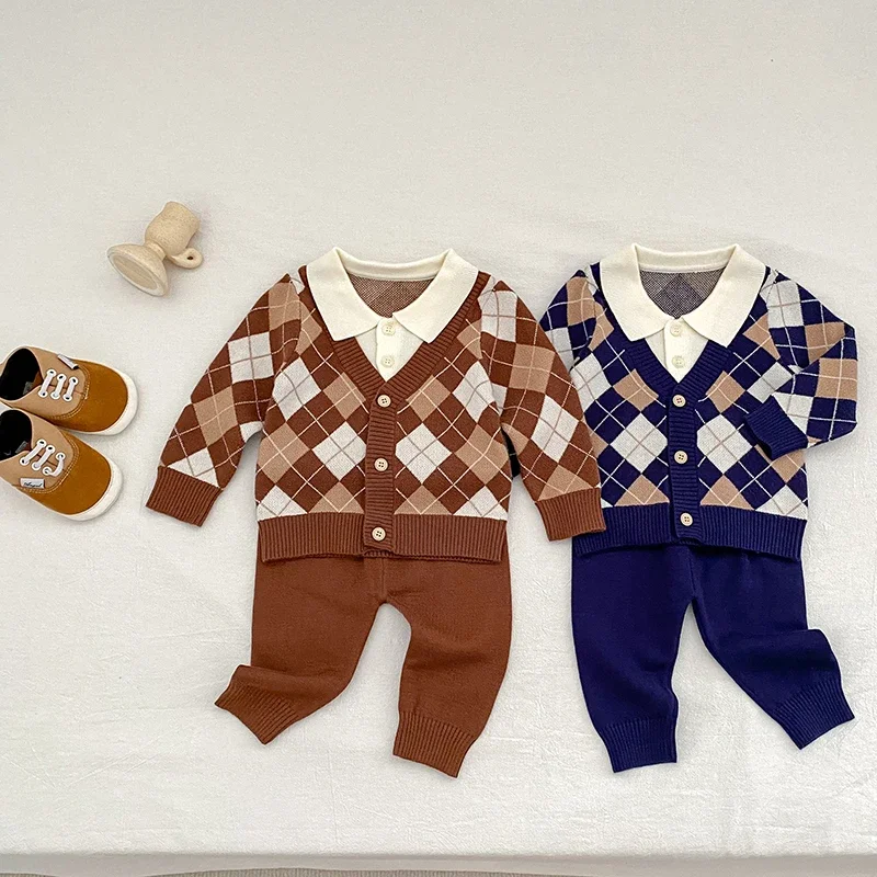 Autumn Baby Boys Knitting Set Winter Clothes Set Infant Gentleman-style Plaid Suit Long Sleeve Sweater and Trousers 2pcs Outfits
Autumn Baby Boys Knitting Set Winter Clothes Set Infant Gentleman-style Plaid Suit Long Sleeve Sweater and Trousers 2pcs Outfits